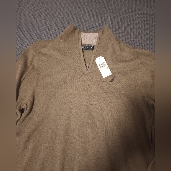 NWOT Men's Nautica Sweater - Picture 3 of 5